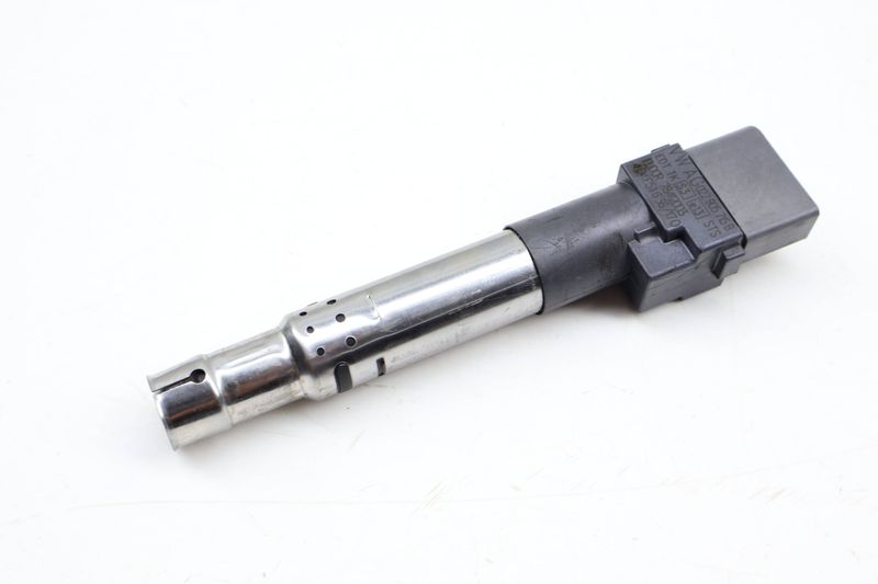 Ignition Coil Pack 022905715B — Used (SKU 708103)