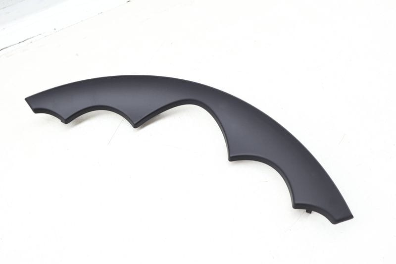 Instrument Cluster / Dash Trim (UPPER) 7P5857059 — Used (SKU 652911)