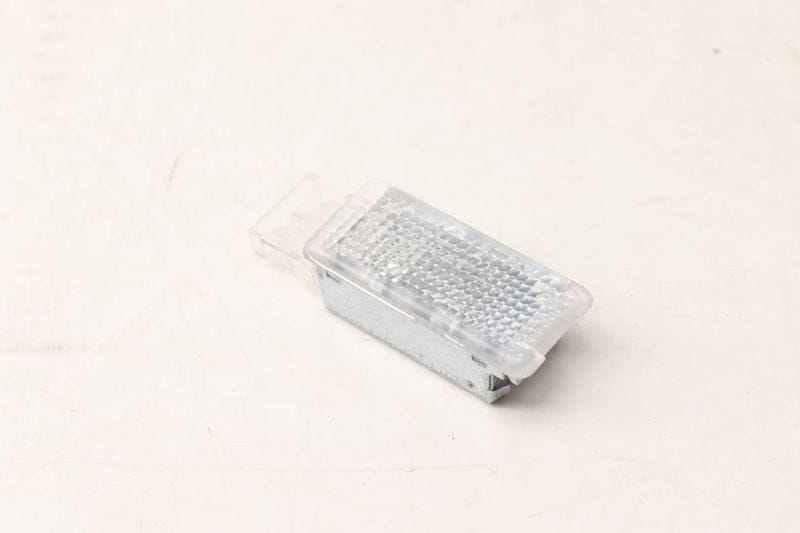 Interior Clear Light 7L0947415 — Used (SKU 510117)