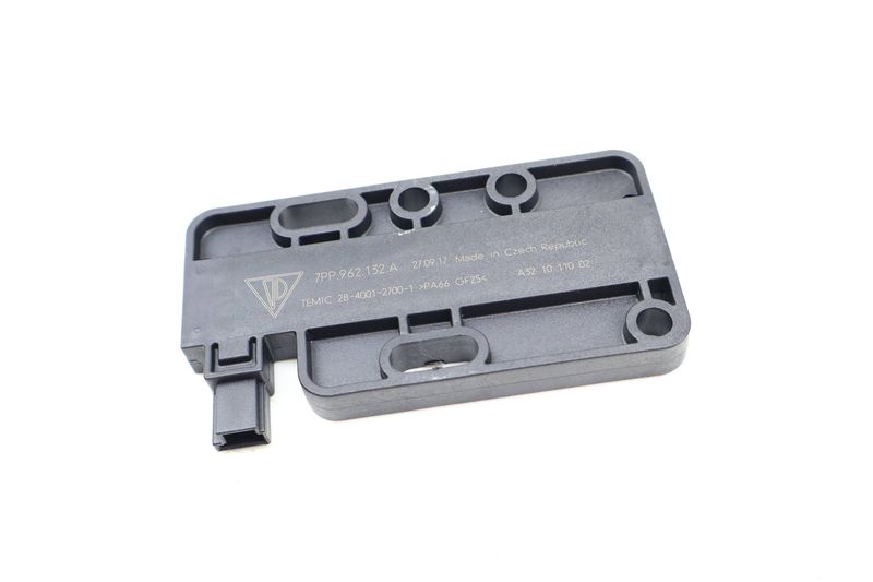 Kessy / Keyless Entry Antenna 7PP962132A — Used (SKU 707988)