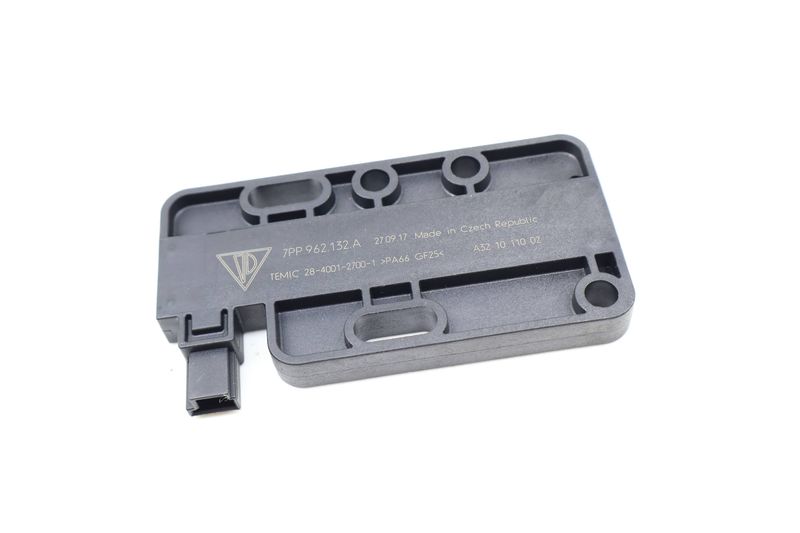 Kessy / Keyless Entry Antenna 7PP962132A — Used (SKU 707989)