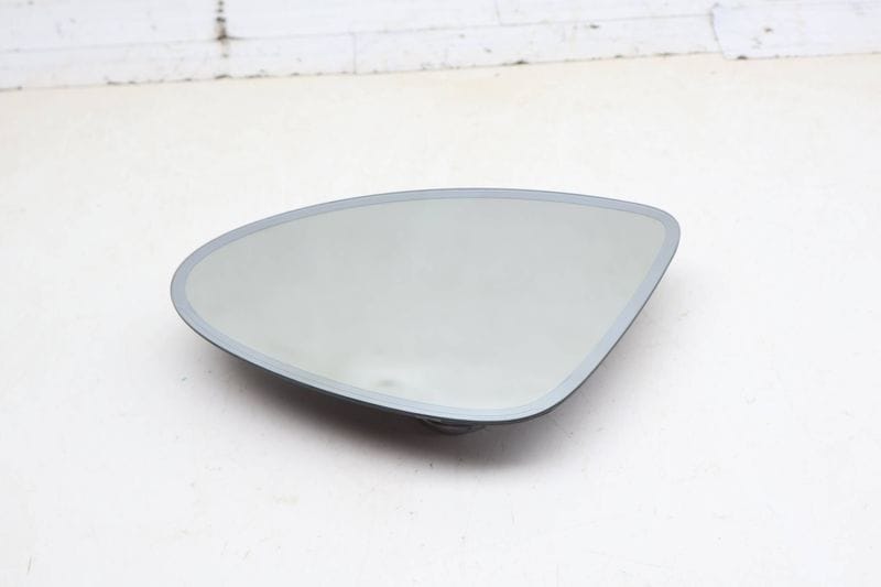 Side View Mirror Glass 7P5858055C — Used (SKU 708149)