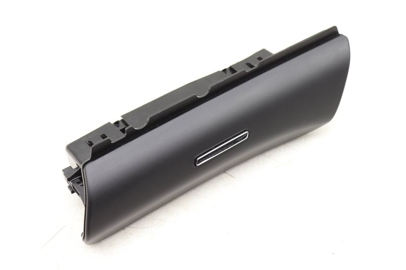 Door Storage Bin / Tray 7P5867317 — Used (SKU 509963)