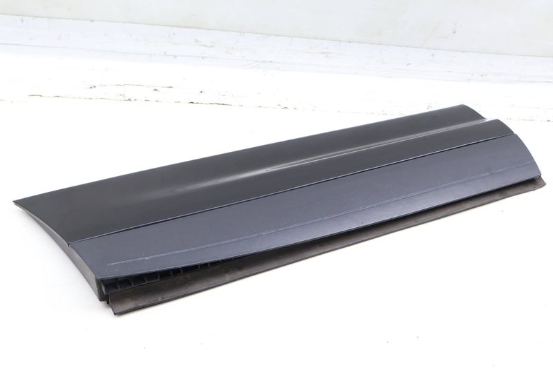 Lower Door Molding / Blade 7P5839788G — Used (SKU 708486)