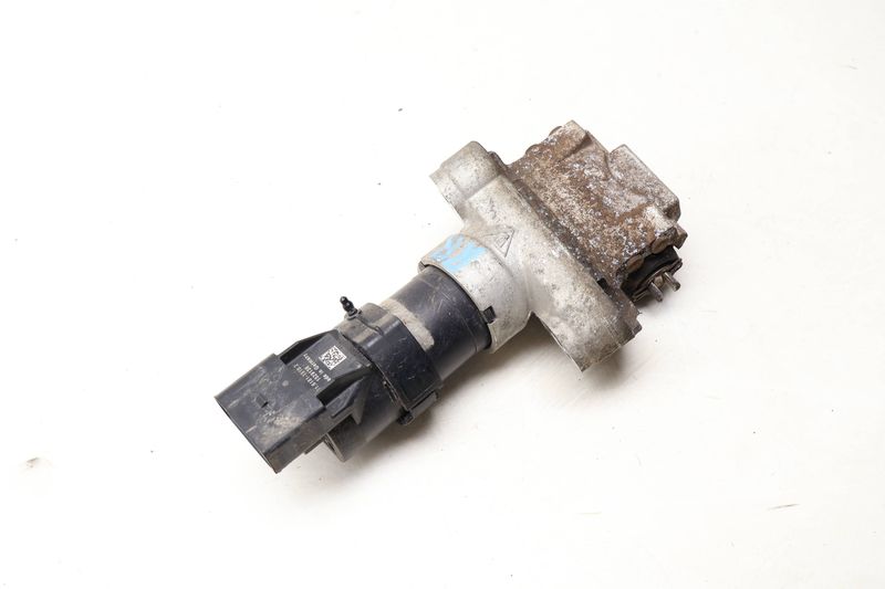 Parking Brake Motor / Actuator 95835209201 — Used (SKU 653068)