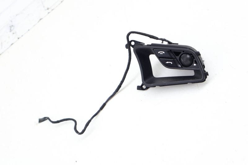 Radio / Telephone Steering Wheel Switch 95B959538C — Used (SKU 708132)