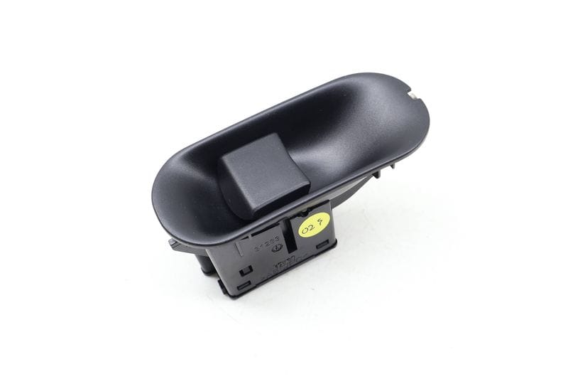 Steering Column Adjustment Switch 7PP953519F — Used (SKU 652778)