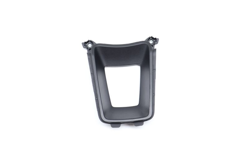 Steering Wheel Trim (FRONT LOWER) 95B419938 — Used (SKU 652823)