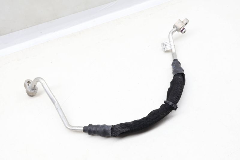 AC Hose / Line / Pipe 95B816720 — Used (SKU 626654)