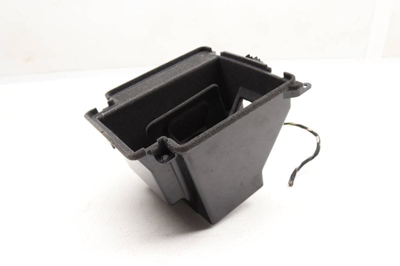Center Console Storage Bin 95B857232A — Used (SKU 549365)