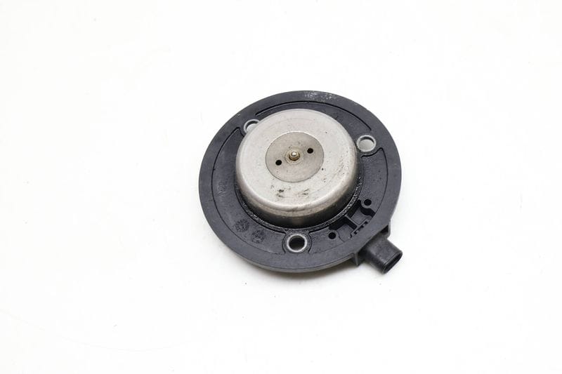Engine Camshaft Adjuster Magnet 06L109259D — Used (SKU 626565)