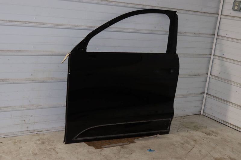 Door Shell / Skin / Frame 95B831021 — Used (SKU 549703)