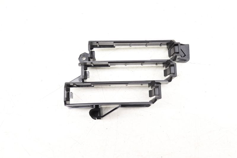 Fuse Panel / Holder Bracket 8K0971845 — Used (SKU 549448)