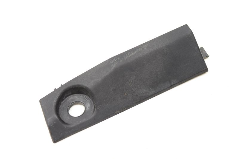 Fender Guide / Trim Bracket 95B823417L — Used (SKU 549600)