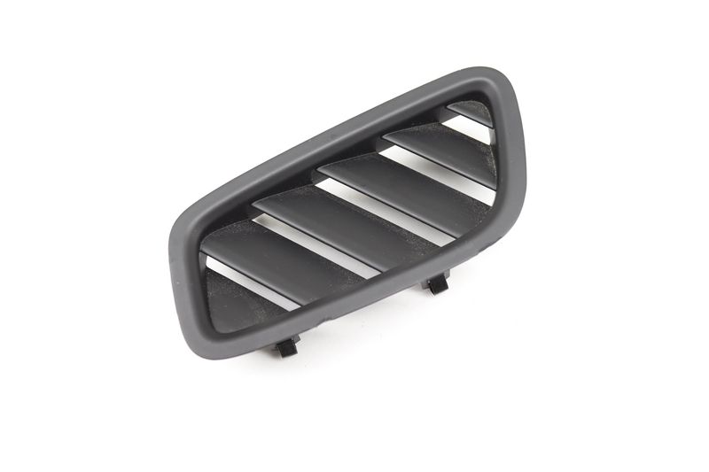 Upper Defrost Air Vent 95B819705A — Used (SKU 549299)