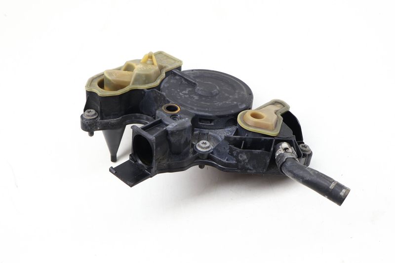 Pvc / Engine Oil Separator 06K103495BL — Used (SKU 626541)