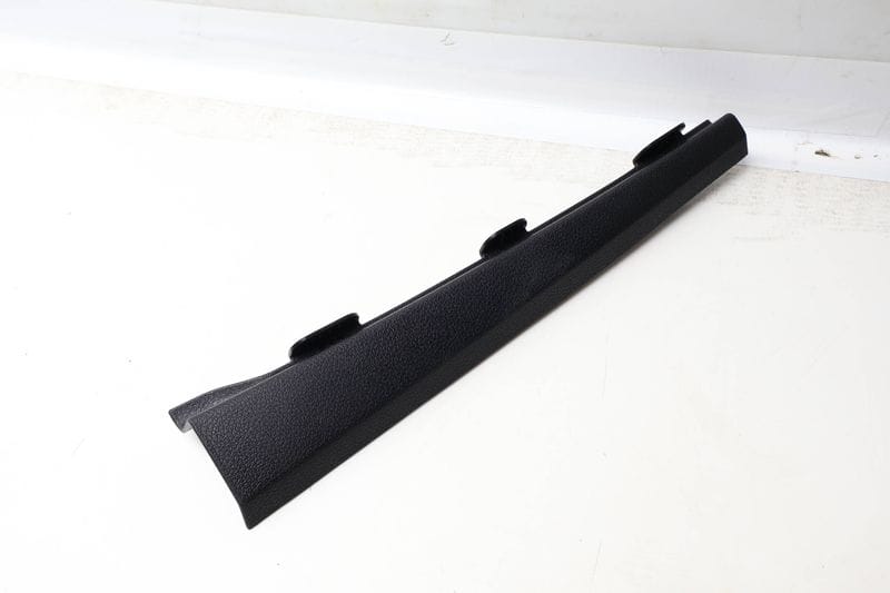 A Pillar Trim (CENTER) 95B868240A — Used (SKU 626342)
