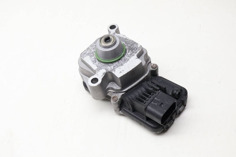 Transfer Case / Box Control Module 95B927755C — Used (SKU 626533)