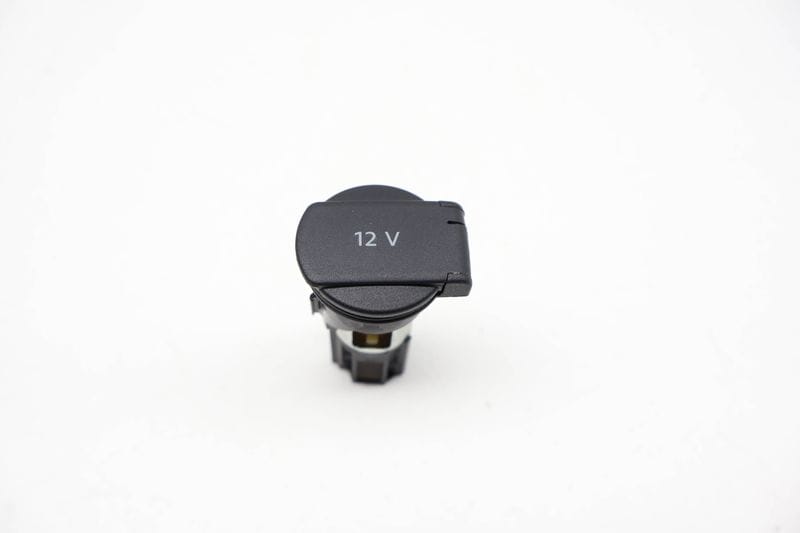 12V Power Outlet 1K0919309 — Used (SKU 713503)