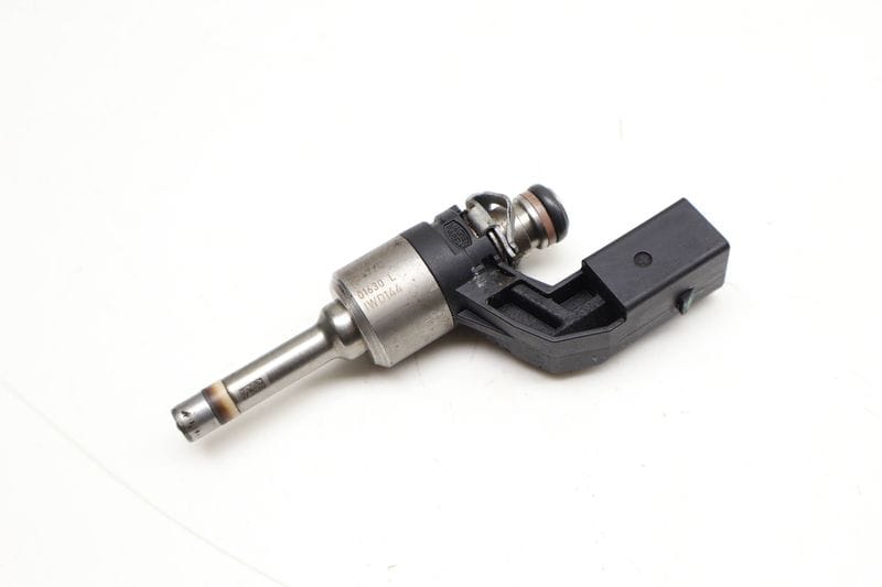 3.6L Lower Fuel Injector 03H906036E — Used (SKU 713855)