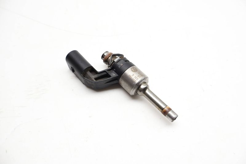 3.6L Lower Fuel Injector 03H906036E — Used (SKU 716700)
