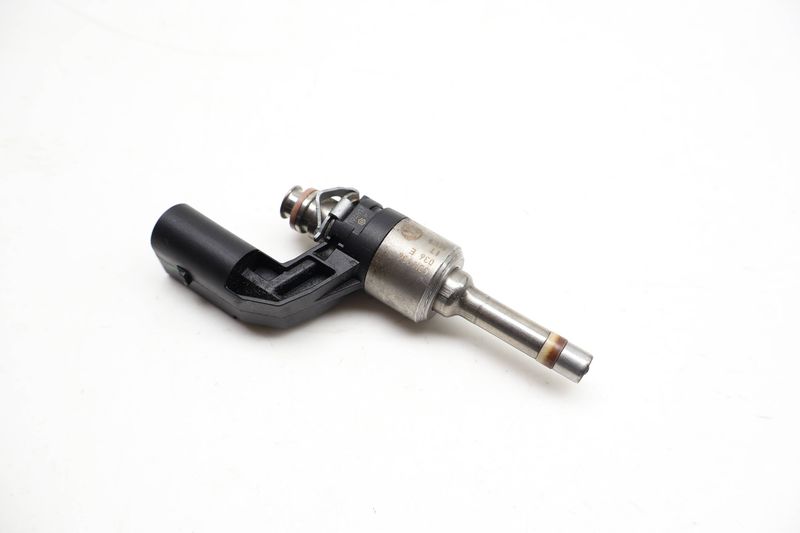 3.6L Lower Fuel Injector 03H906036E — Used (SKU 716701)