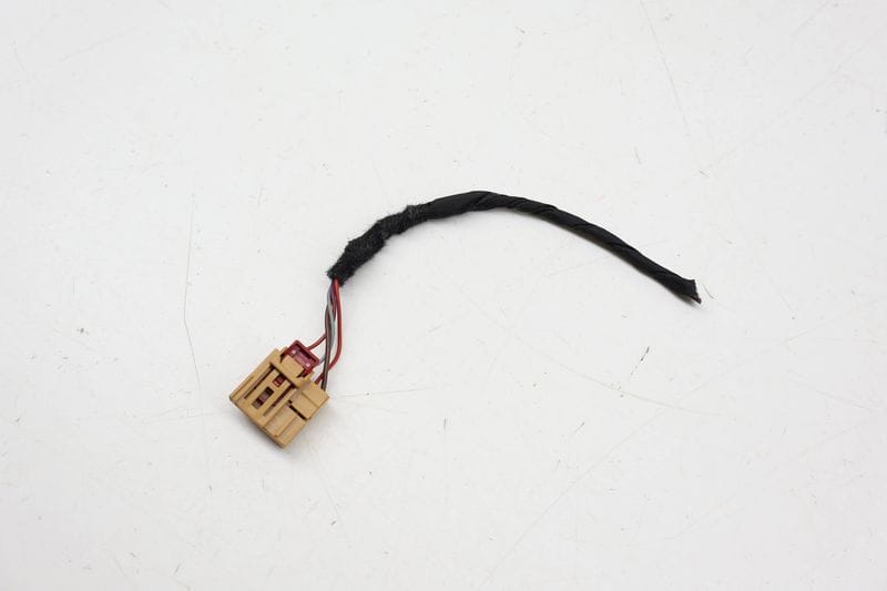 8-PIN Wiring Harness Connector / Pigtail 1K8972928A — Used (SKU 716831)