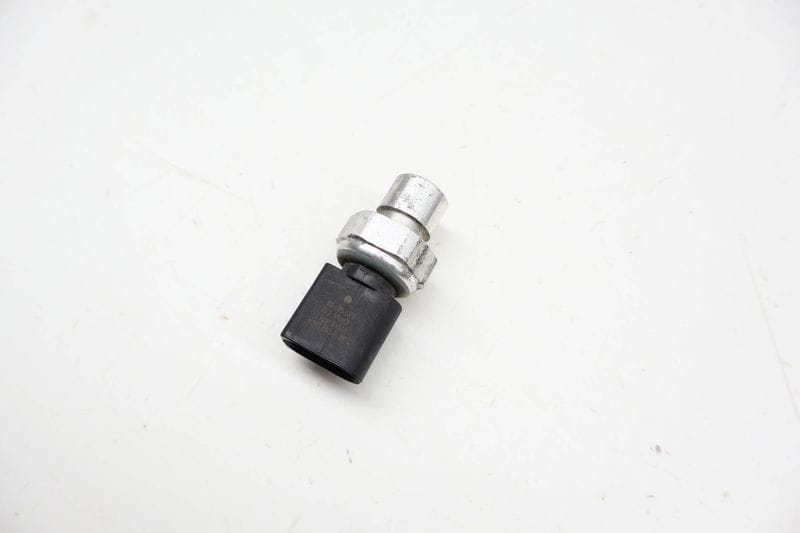 AC Pressure Switch / Sensor 5Q0959126A — Used (SKU 716711)