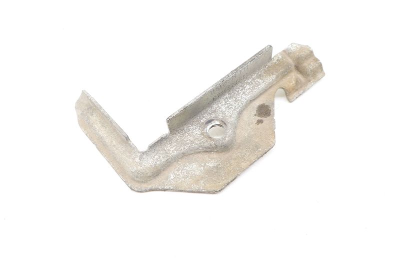 Battery Holder Clamp / Bracket 5QF803219B — Used (SKU 663424)