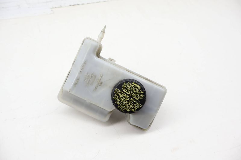 Brake Fluid Reservoir / Tank 5Q1611301C — Used (SKU 716935)