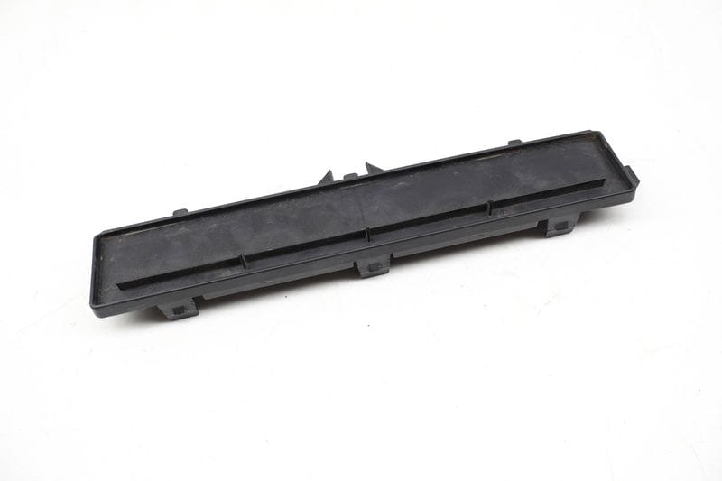 Cabin Air Filter Cover 3QF819422 — Used (SKU 713837)