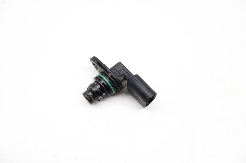 Cam / Camshaft Position Sensor 030907601E — Used (SKU 716684)