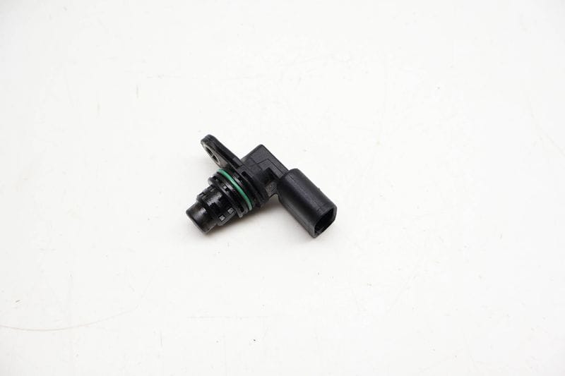 Cam / Camshaft Position Sensor 030907601E — Used (SKU 716717)