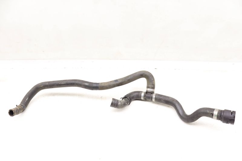 Coolant Hose / Line 3QF122073L — Used (SKU 546754)