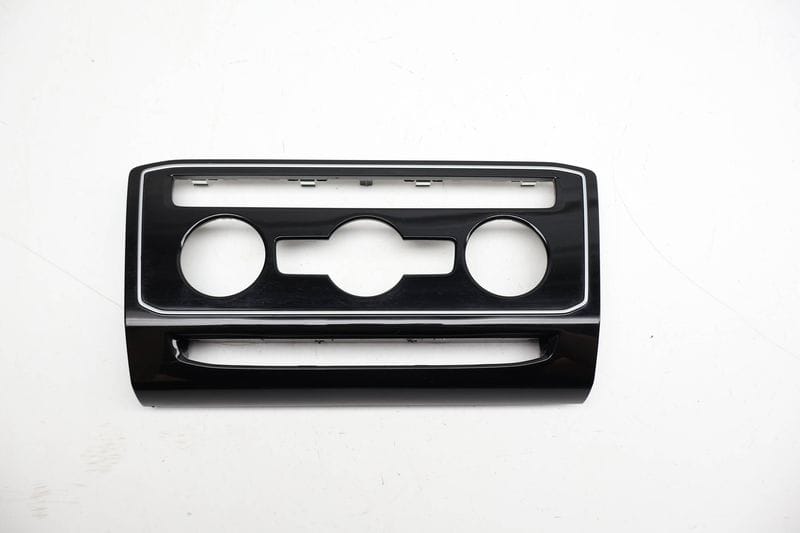 Dash Climate Control Trim / Panel 3CN863042E — Used (SKU 713538)