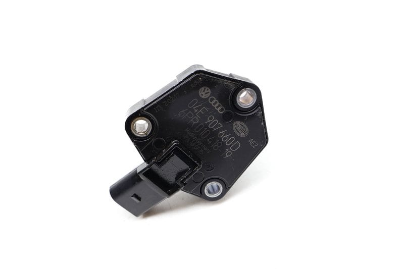 Engine Oil Level Sensor 04E907660D — Used (SKU 663409)