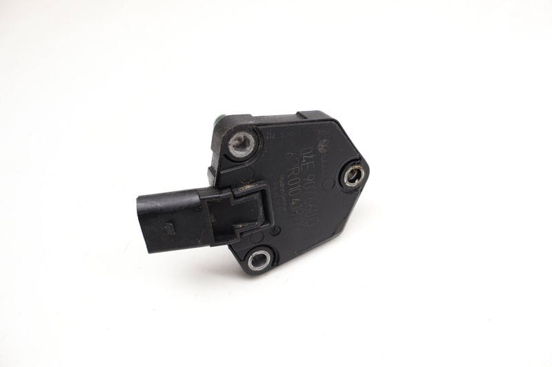 Engine Oil Level Sensor 04E907660D — Used (SKU 713816)