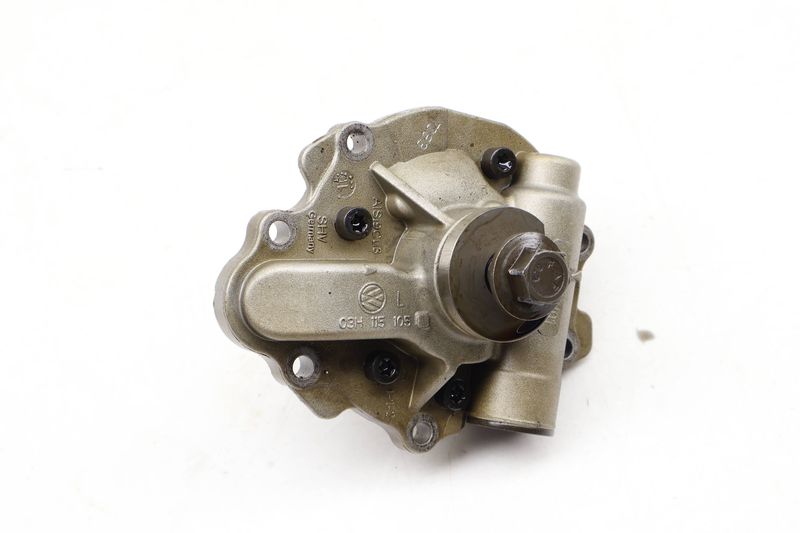 Engine Oil Pump 03H115105L — Used (SKU 633770)