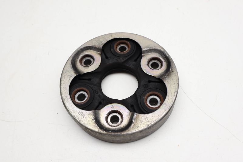 Driveshaft Coupling (FRONT) 5Q0521127 — Used (SKU 716886)