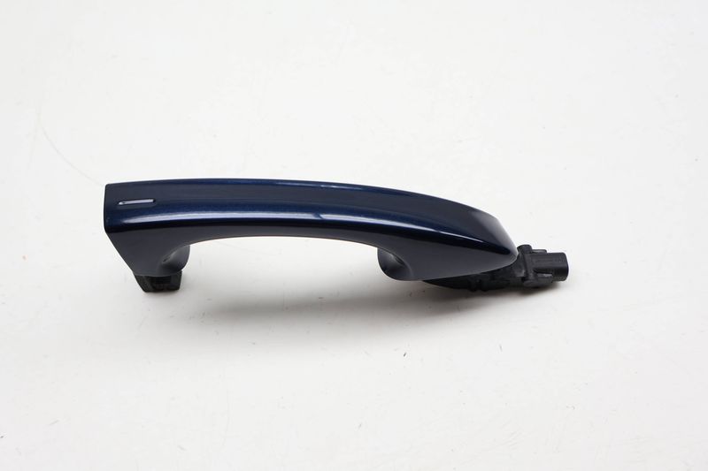 Exterior Door Handle 5GM837206A — Used (SKU 716792)