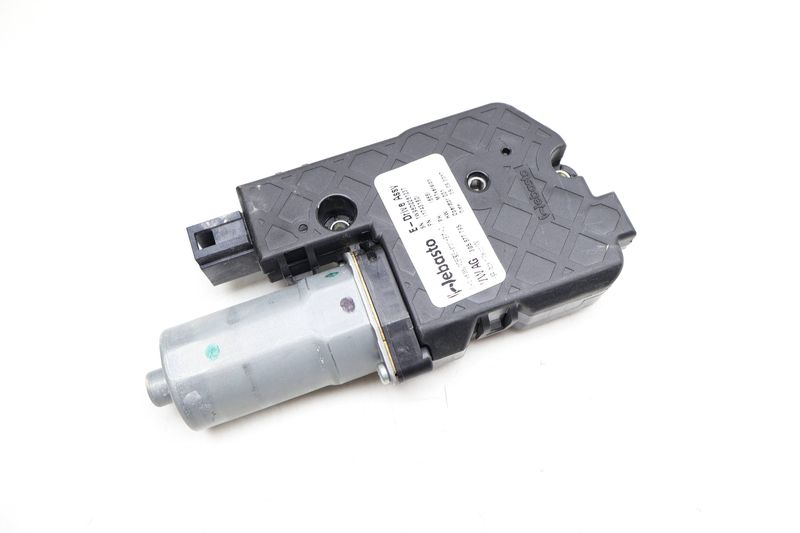 Sunroof / Sun Roof Motor 3G5877795 — Used (SKU 663322)