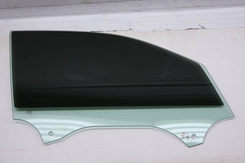 Door Window Glass 3CN845202 — Used (SKU 716991)