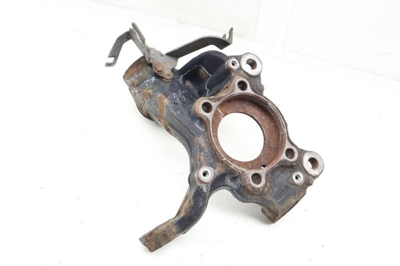 Spindle Knuckle / Wheel Bearing Housing 3QF407256E — Used (SKU 633744)