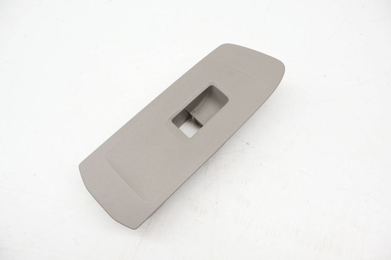 Window Switch Trim 3CN867256 — Used (SKU 716591)