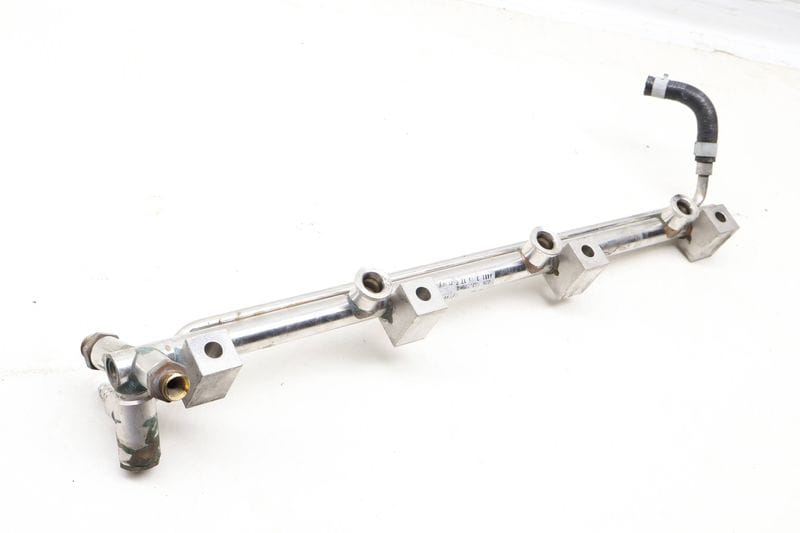 Fuel Rail 03H133316M — Used (SKU 633638)
