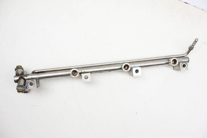 Fuel Rail 03H133316M — Used (SKU 713736)