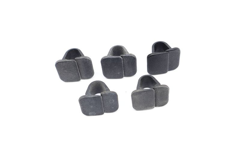 Hood Insulation / Sound Blanket Clip Set (5) 1T0863727 — Used (SKU 663372)