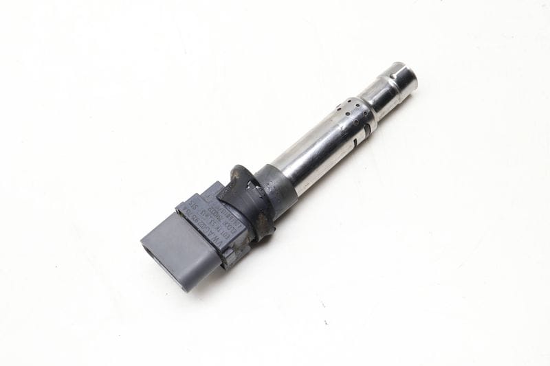Ignition Coil Pack 022905715A — Used (SKU 633540)