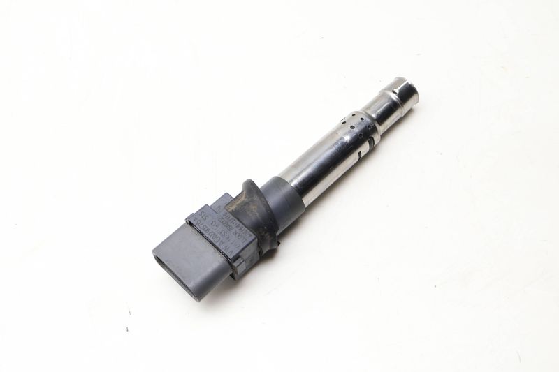 Ignition Coil Pack 022905715A — Used (SKU 633542)