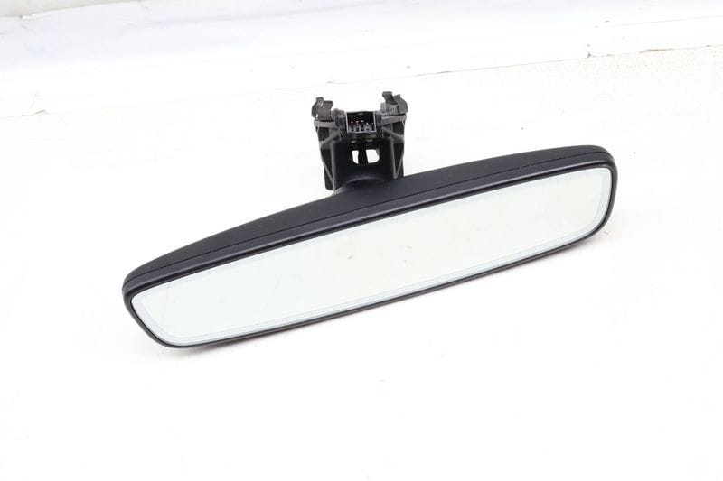 Interior Rear View Mirror w/ Auto Dim 3G0857511AM — Used (SKU 633682)